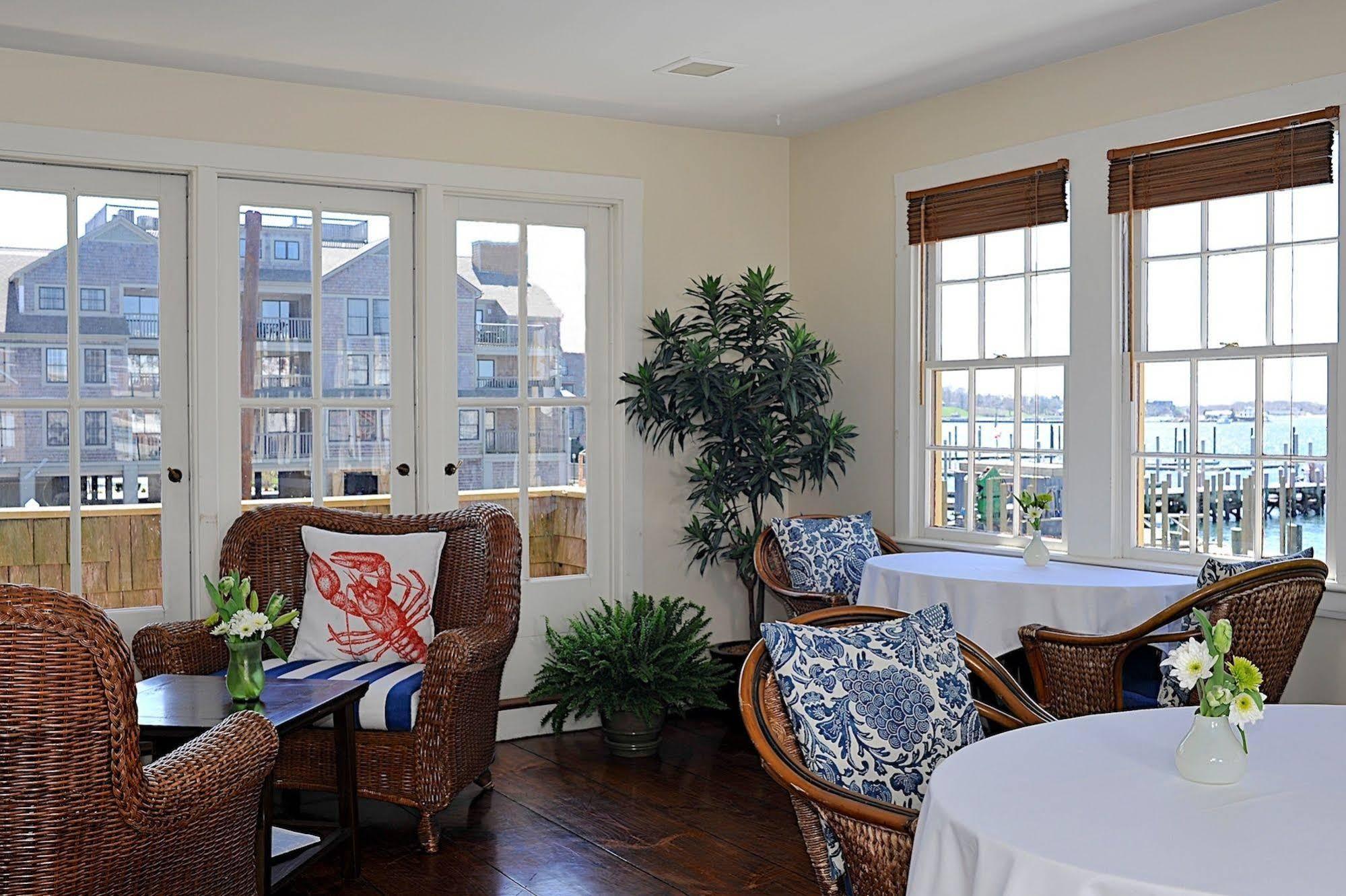 Harborside Inn Newport Tower Eksteriør billede