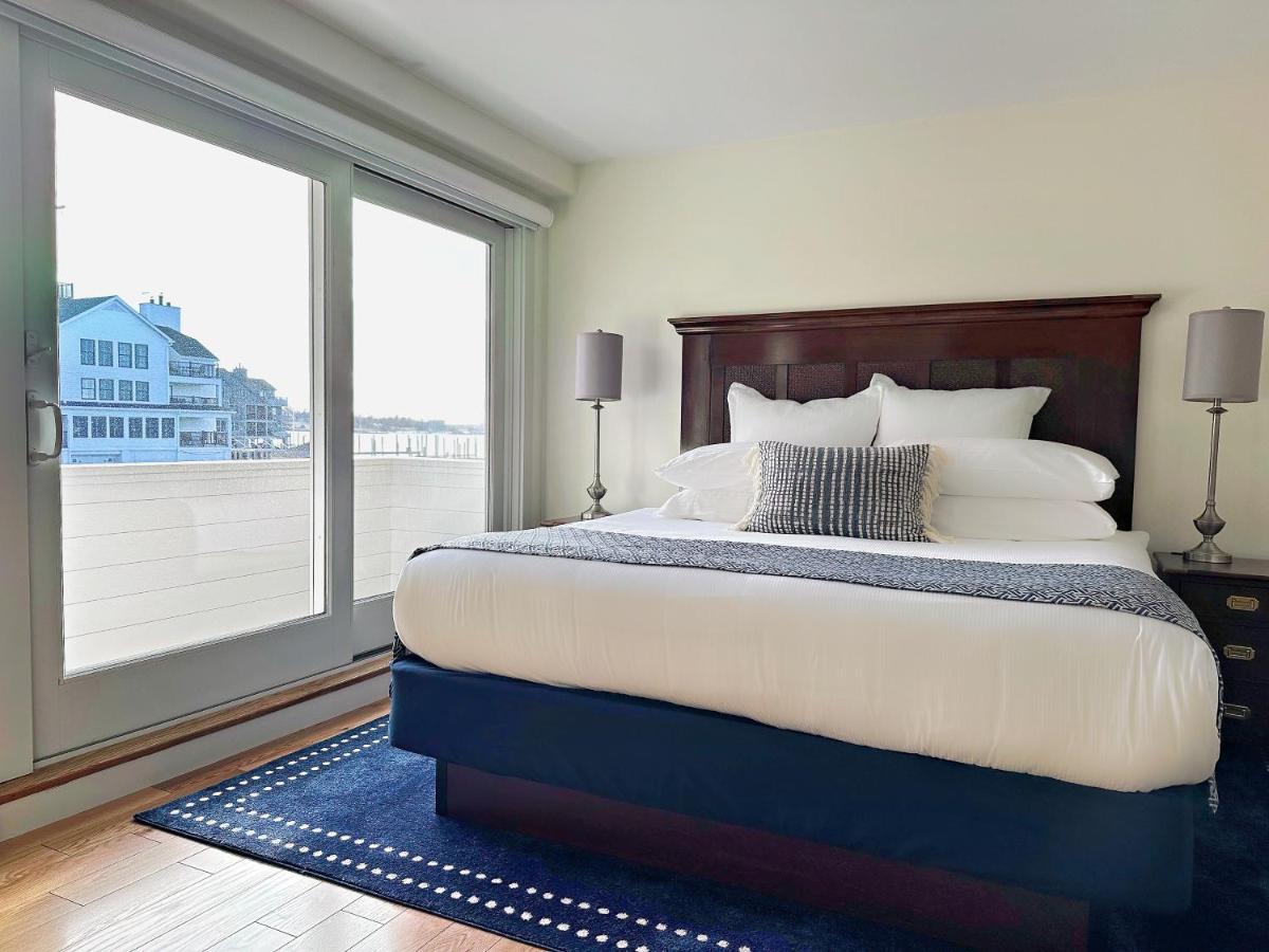 Harborside Inn Newport Tower Eksteriør billede