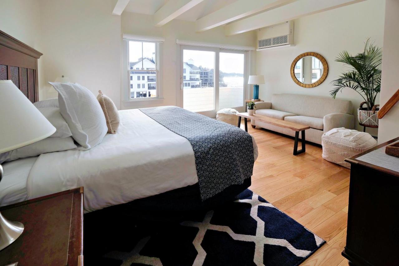 Harborside Inn Newport Tower Eksteriør billede