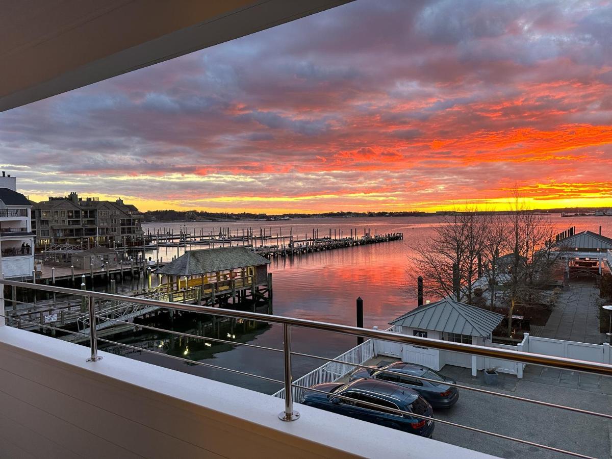 Harborside Inn Newport Tower Eksteriør billede